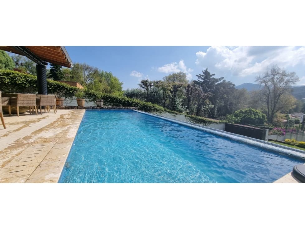 CASA EN VENTA EN EL CORAZON DE AVANDARO. — foto 1