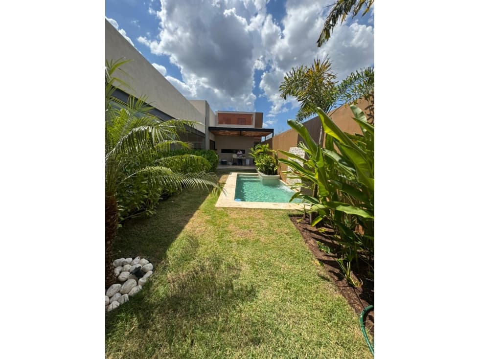Casa de una planta al norte de Mérida con Piscina — foto 1