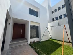 Casa en Venta Junto Av. Villas la hacienda Norte de Mérida.