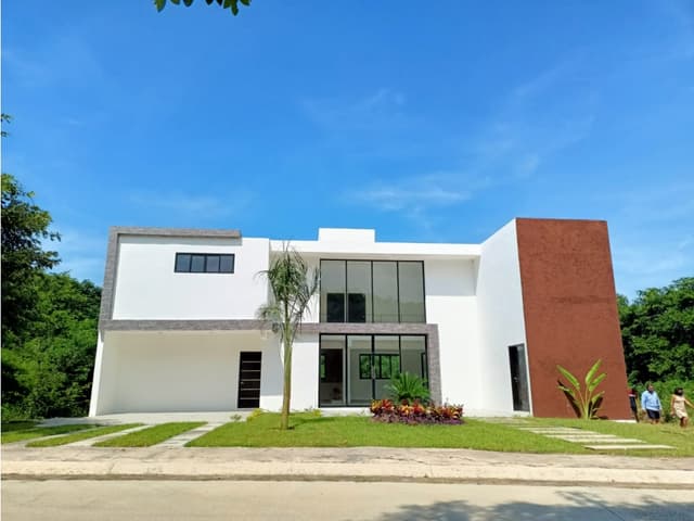 Casa en Venta, Country Club Campeche, con club de golf