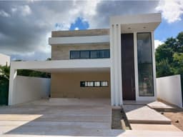 Casa en Privada Nortemerida con Piscina en Mérida