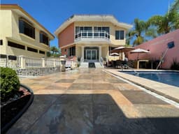 EN VENTA INCREÍBLE CASA EN ARCOS DE GUADALUPE, ZAPOPAN.