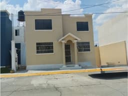 Casa en Renta frente a Explanada Pachuca
