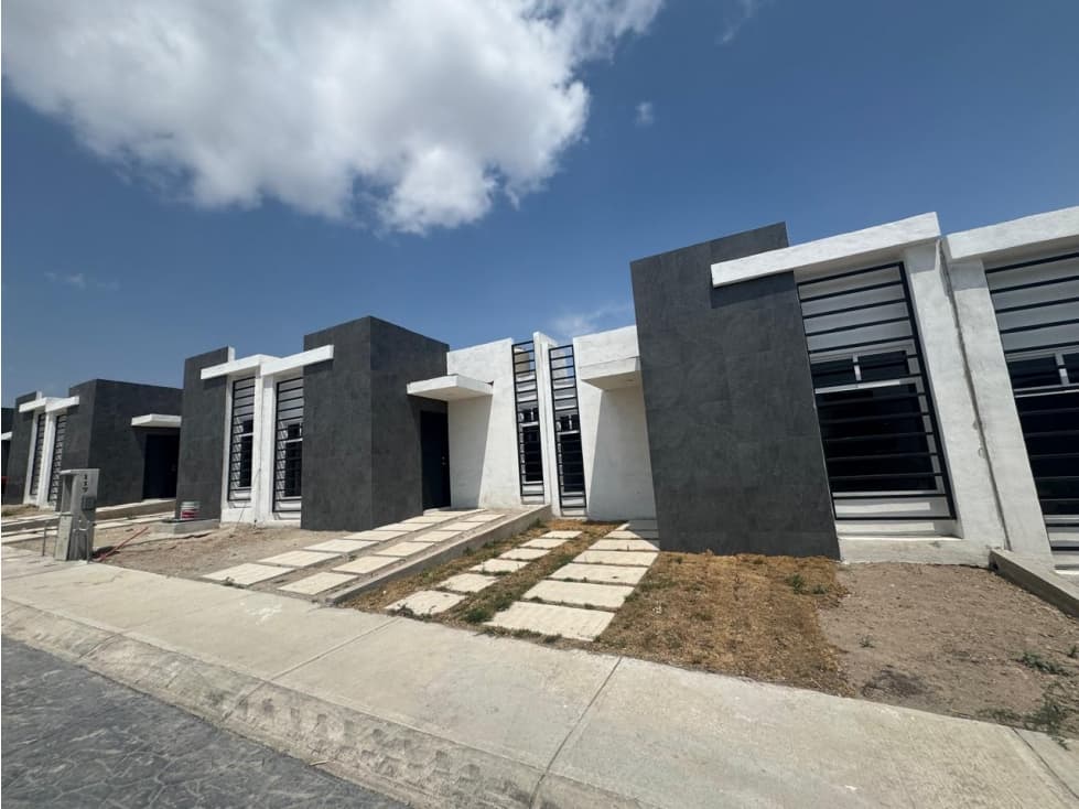 CASA EN VENTA EN MINERAL DE LA REFORMA, 10 MIN DE UAEH — foto 1