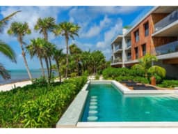 HERMOSO DEPARTAMENTO TIPO GARDEN HOUSE EN PLAYA DEL CARMEN