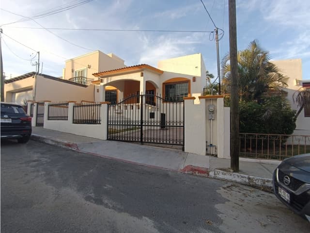 RENTA DE CASA EN MALVAROSA MAGISTERIAL, SAN JOSÉ DEL CABO, DV-201