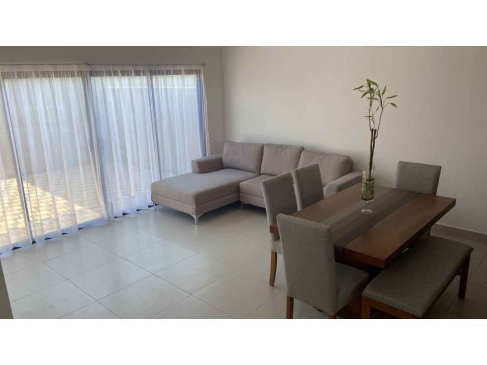 Casa en Renta Castellana Residencial — foto 3