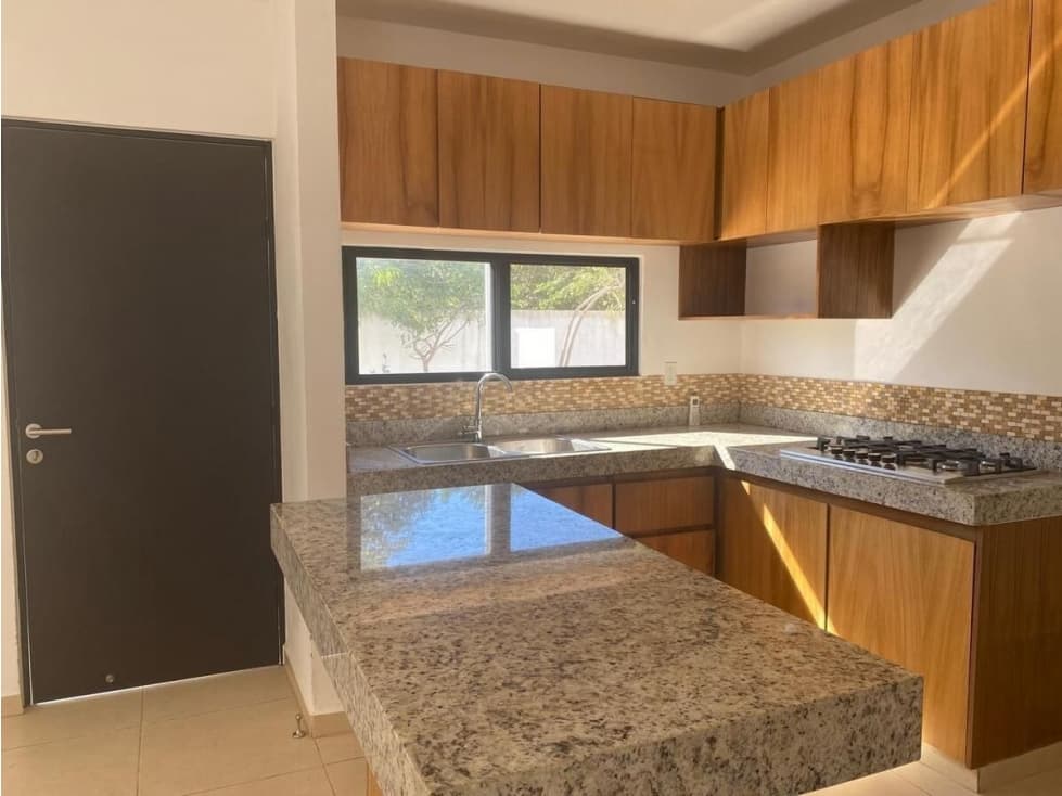 Casa en renta Priv. Idilia — foto 2