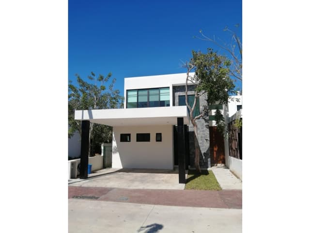 Casa en renta en Altozano, Yucatán