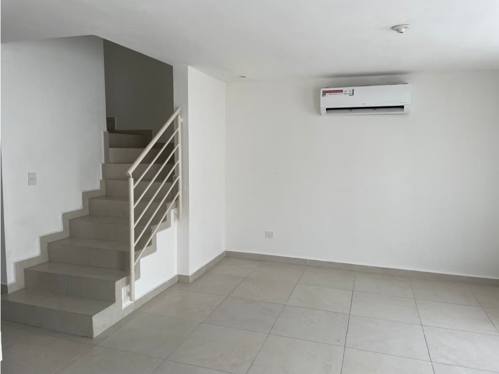 VENTA DE CASA EN LOS FAISANES PLATINO, GPE, N.L. — foto 3