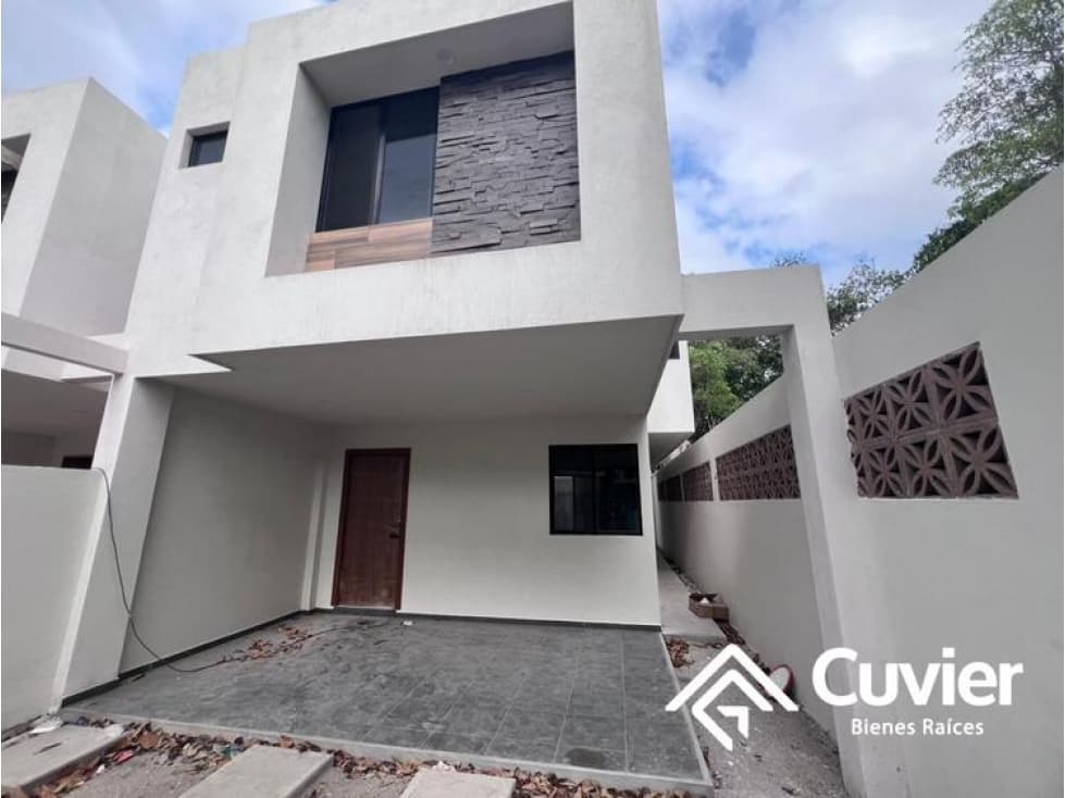 CV2413-RS CASA EN VENTA, COL. DEL BOSQUE — foto 3