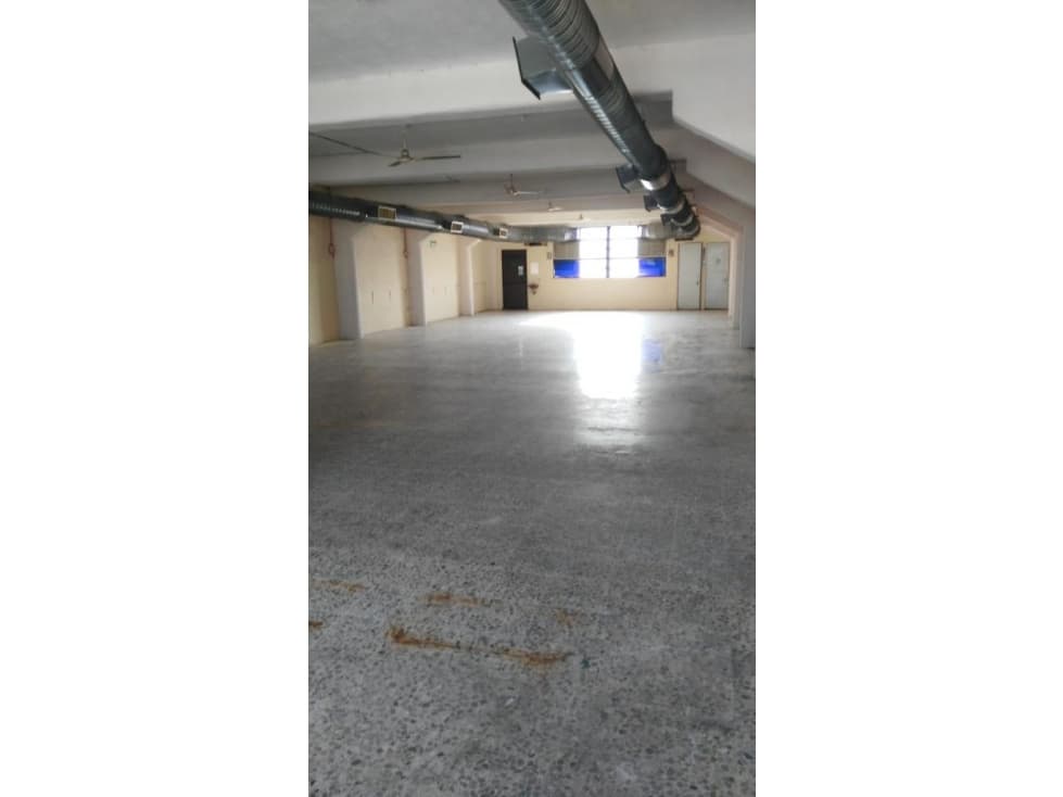Edificio en venta a una cuadra de Av Juarez y Colon MAO — foto 3