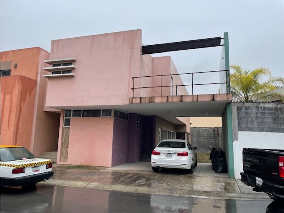 CASA EN VENTA CENTRIKA LAS PALMAS CON TERRENO EXCEDENTE hz — foto 1