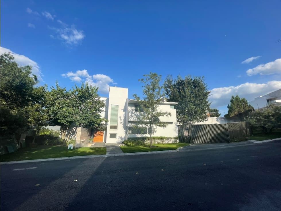 CASA EN VENTA EN SIERRA ALTA NLC — foto 1