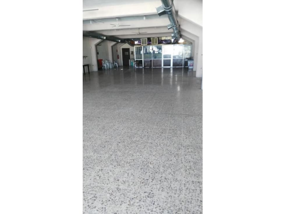Edificio en venta a una cuadra de Av Juarez y Colon MAO — foto 5