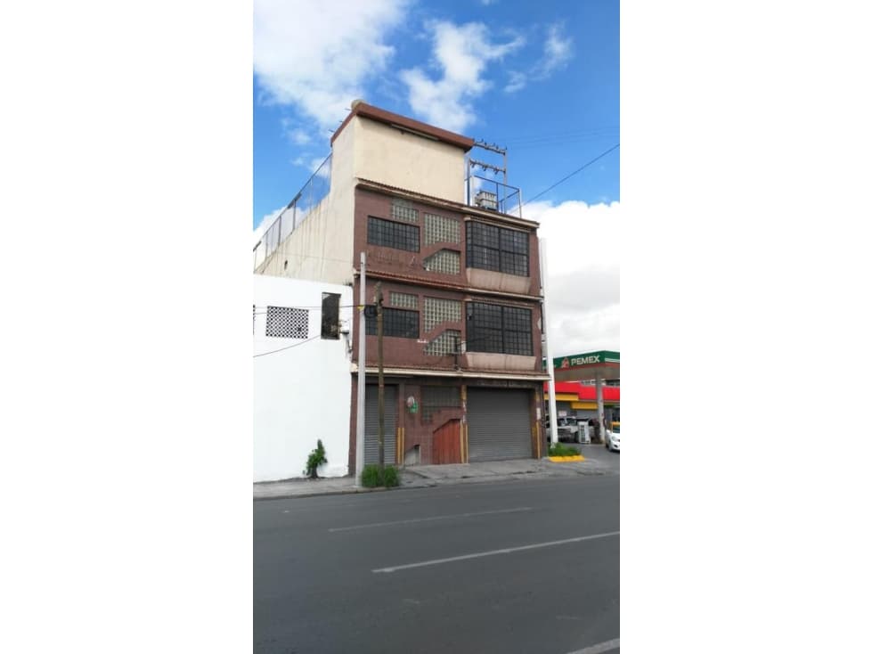 Edificio en venta a una cuadra de Av Juarez y Colon MAO — foto 2