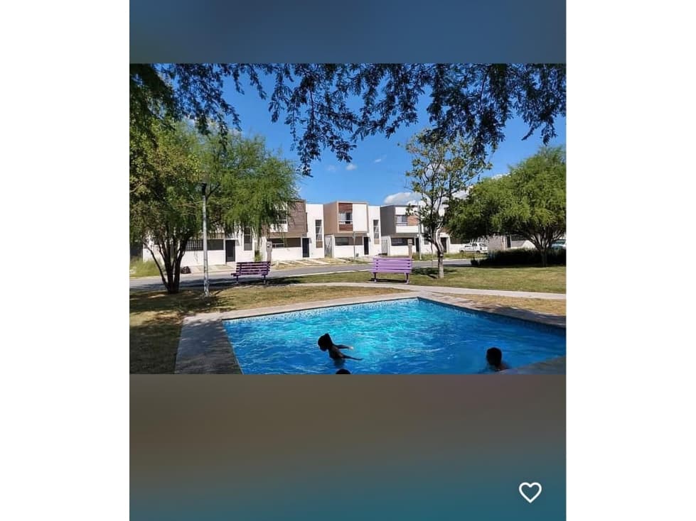 CASA EN APODACA EN VENTA PRIVADA CEREZO $ 2.3 Mill — foto 1