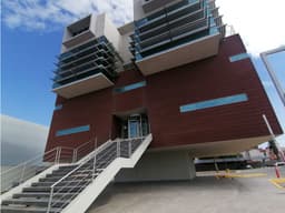 Oficinas ejecutiva con muebles en Renta. Sector Teófilo Borunda