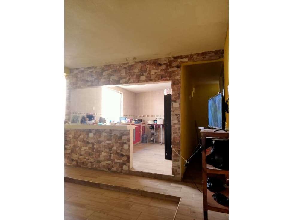 CASA EN VENTA CALLE CLAVEL COLONIA SOPEÑA — foto 1