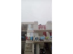 DEPARTAMENTO VENTA VILLA ALEJANDRINA PRIMER NIVEL