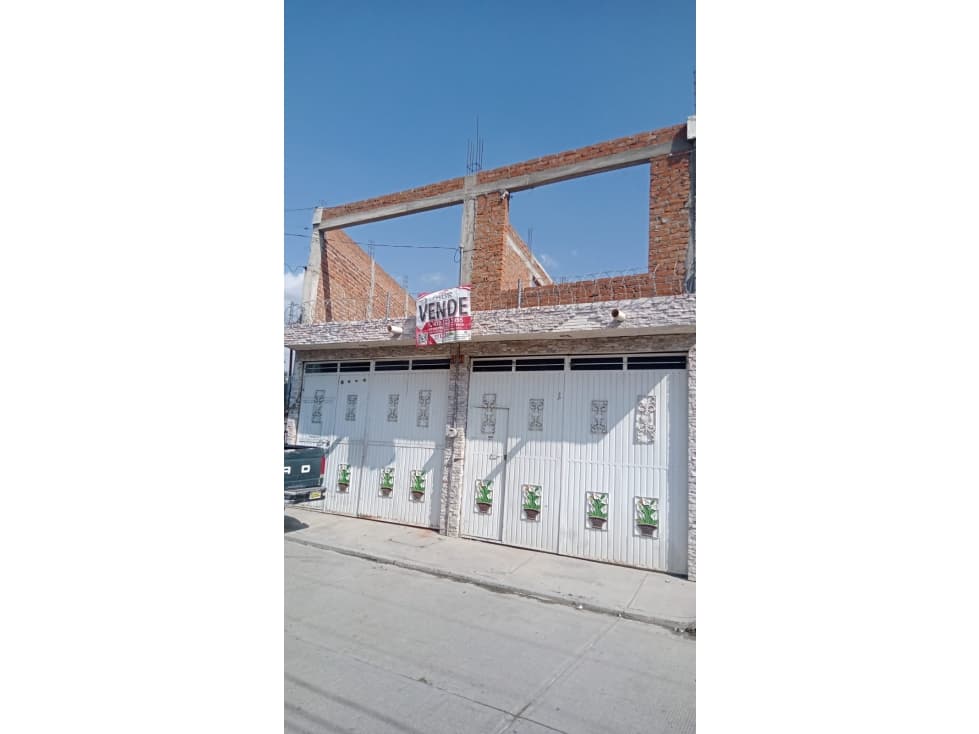 CASA EN VENTA CALLE CLAVEL COLONIA SOPEÑA — foto 2