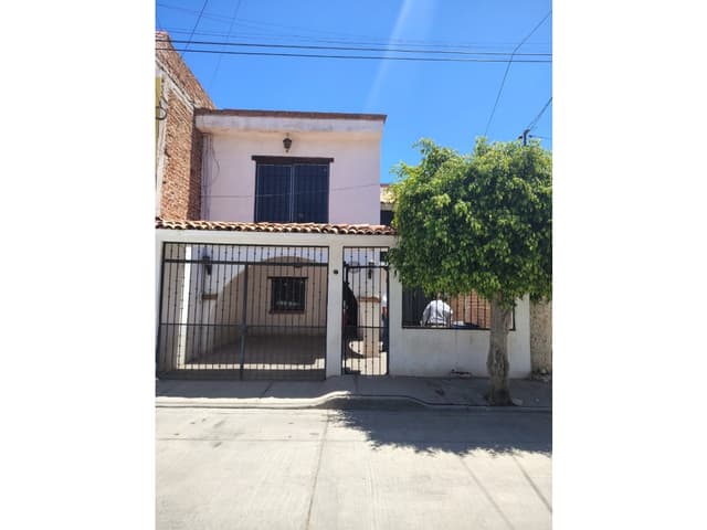 CASA RENTA JOYITA CALLE GARDENIA