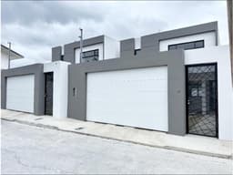 CASA EN VENTA EN BUENAVISTA CON FACIL ACCESO A VIA RAPIDA TIJUANA