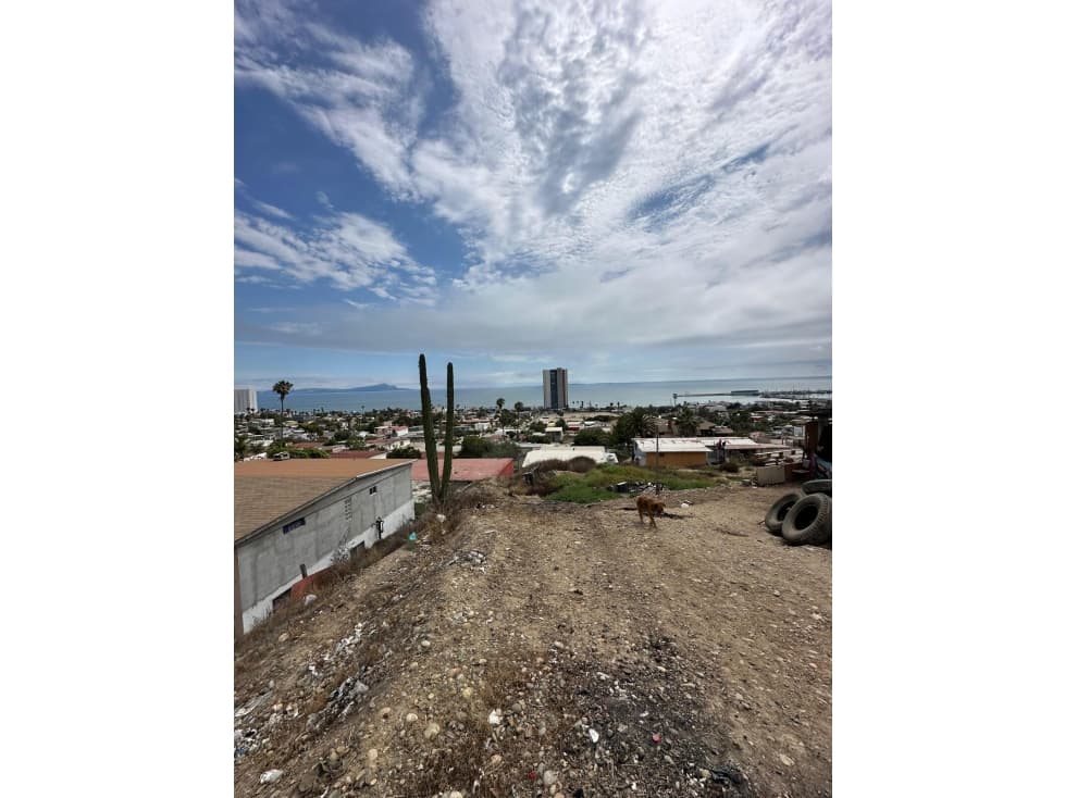 VENTA DE TERRENO EN ESQUINA EN EL SAUZAL, ENSENADA — foto 1