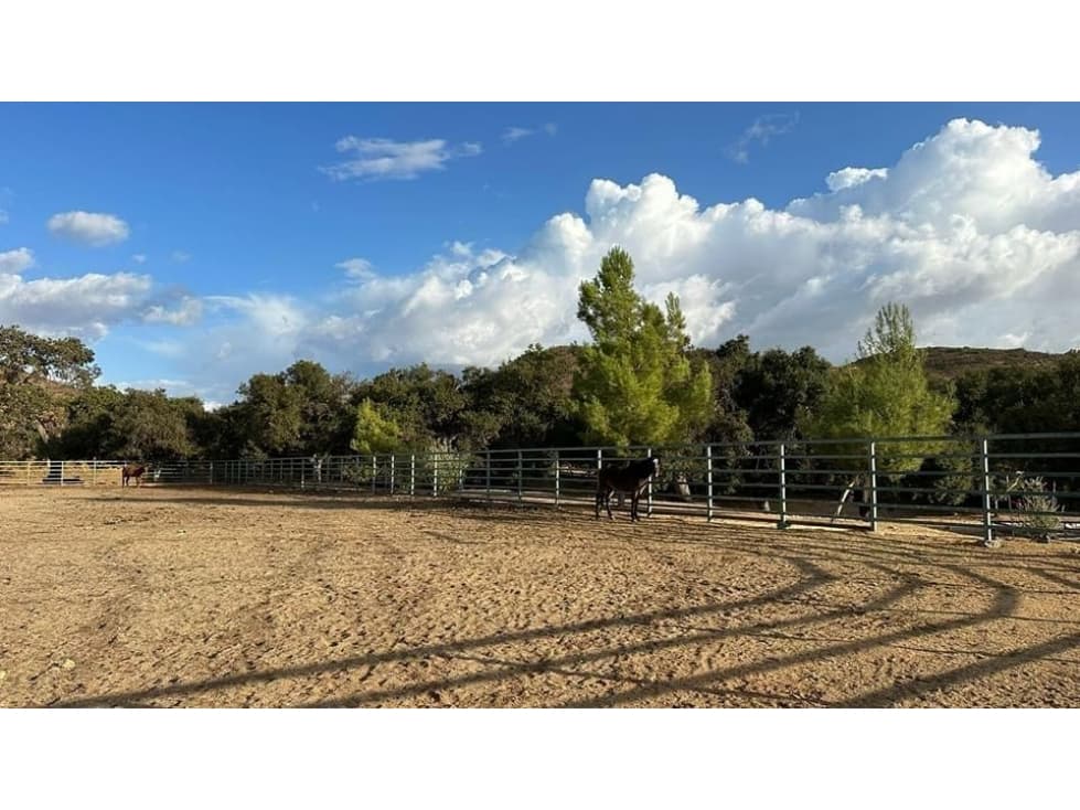 TERRENOS EN VENTA EN PRIVADA ENCANTO DEL VALLE ENSENADA — foto 2