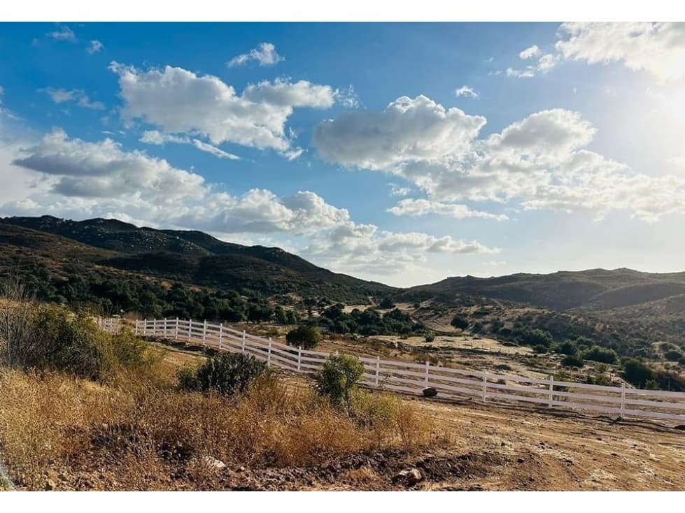 TERRENOS EN VENTA EN PRIVADA ENCANTO DEL VALLE ENSENADA — foto 6