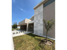 Casa en Venta con Alberca en San Patricio Plus, Saltillo Norte
