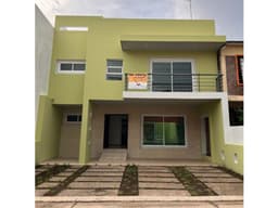 CASA EN RENTA EN FRACCIONAMIENTO RINCÓN DEL BOSQUE
