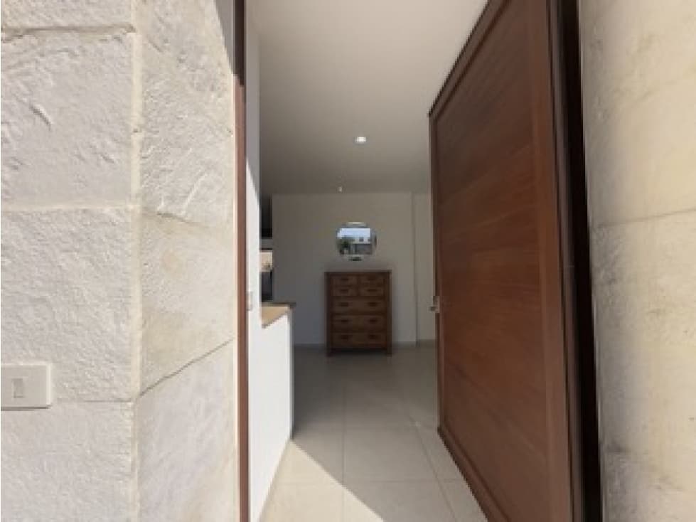 CASA EN VENTA ZIBATA EL MARQUÉS QUERÉTARO GKC — foto 2
