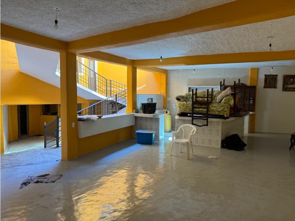 CASA EN VENTA A BORDO DE CARRETERA EN EL POLVORÍN — foto 4