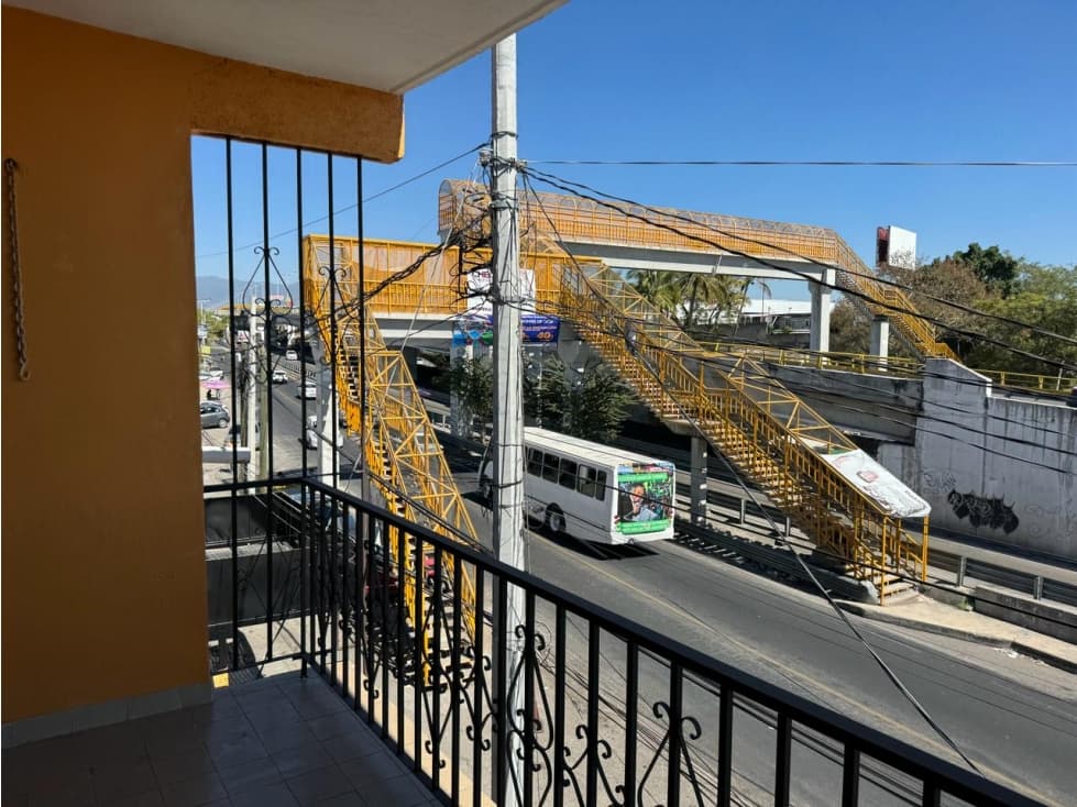 CASA EN VENTA A BORDO DE CARRETERA EN EL POLVORÍN — foto 3