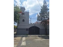 CUAJIMALPA. CASA CON USO DE SUELO (2142)