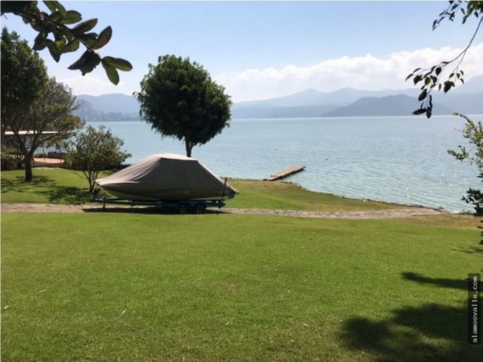 REFUGIO PRIVADO A ORILLA DEL LAGO — foto 4