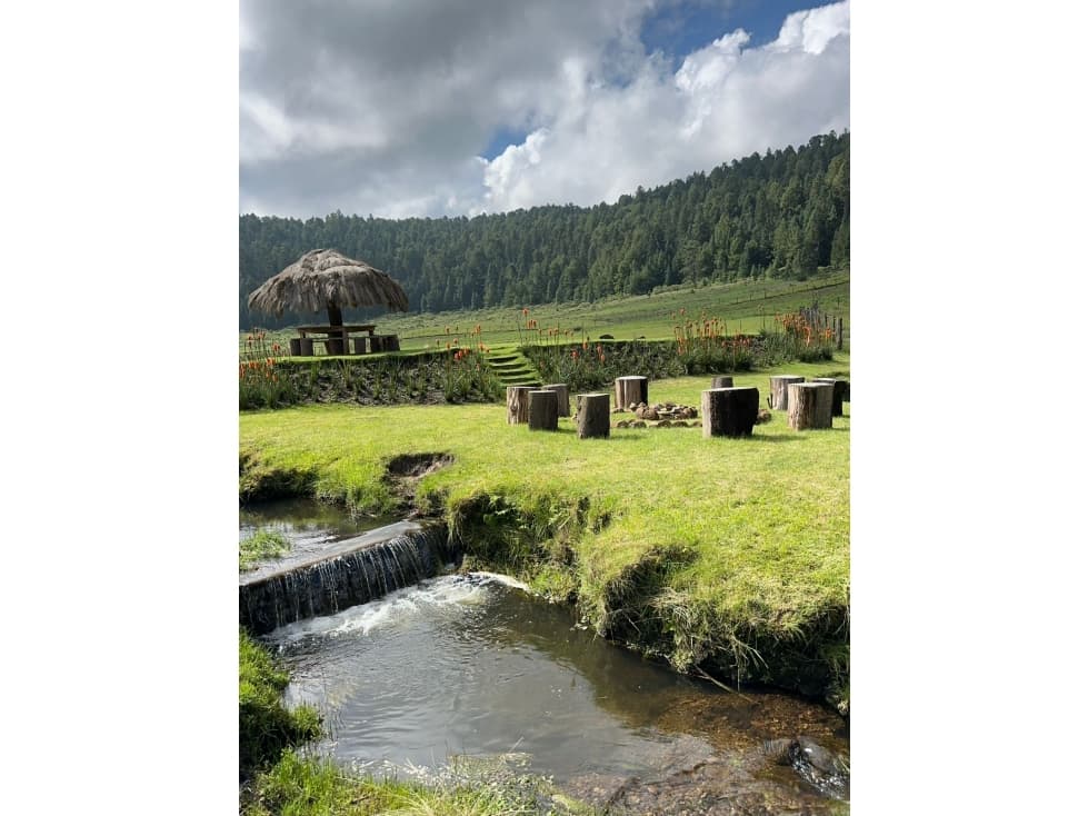TERRENO EN VENTA RODEADO DE MAJESTUOSAS MONTAÑAS — foto 3
