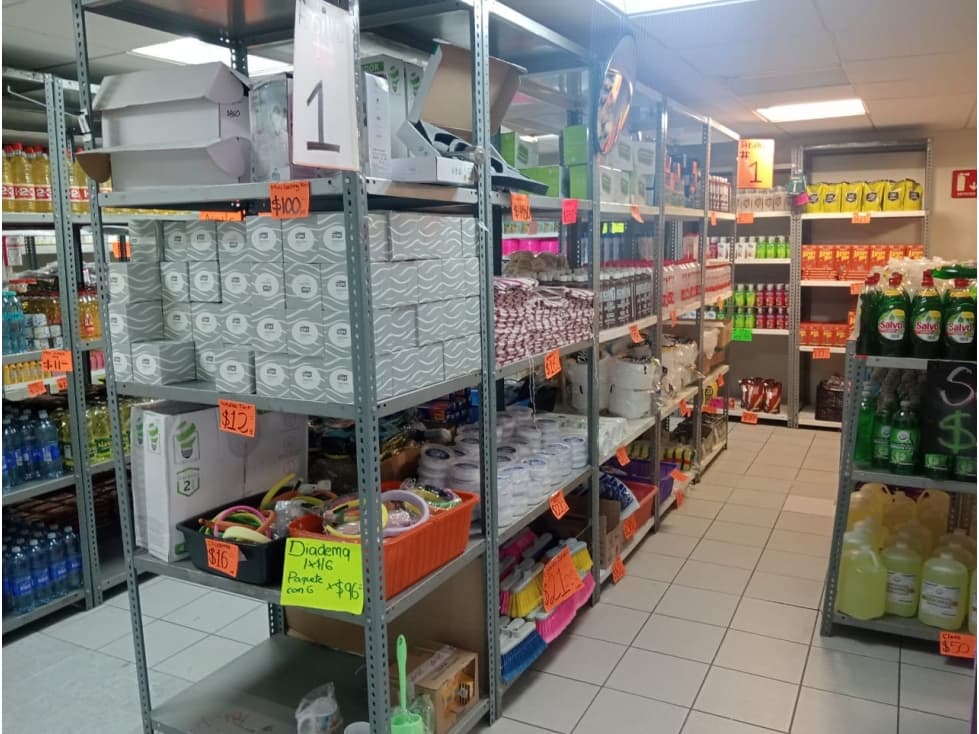 Renta de Excelente Local de 350 m2 Área Abierta Col. Centro — foto 2