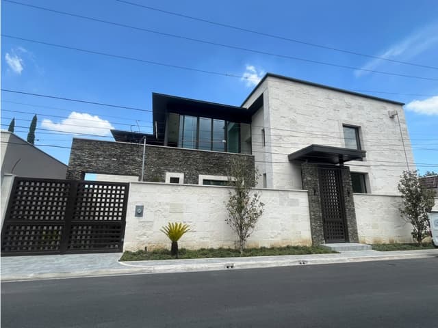 Majestuosa Residencia Col Fatima