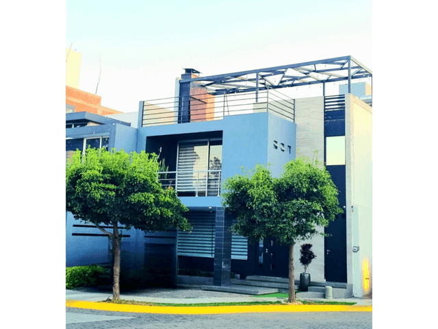 CASA EN VENTA EN SANTA CATALINA RESIDENCIAL EN ZAMORA, MICHOACÁN