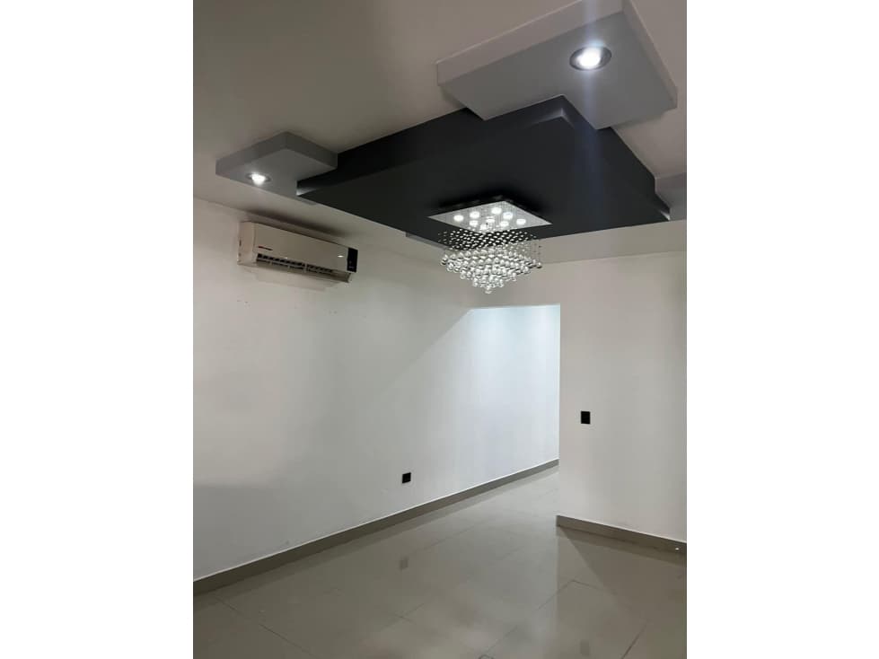 SE VENDE CASA FUENTES DEL VALLE — foto 1