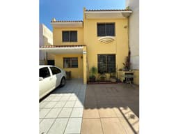 CASA EXCELENTE UBICACION 3 REC SIN MUEBLES CERCA DE MALECON MAZATLAN