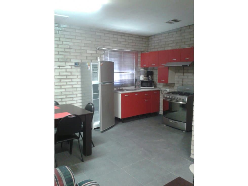 SE RENTA DEPARTAMENTO AMUEBLADO — foto 1