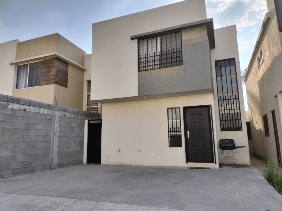 ECL CASA EN RENTA AMUEBLADA BOSQUE BOREAL APODACA — foto 1