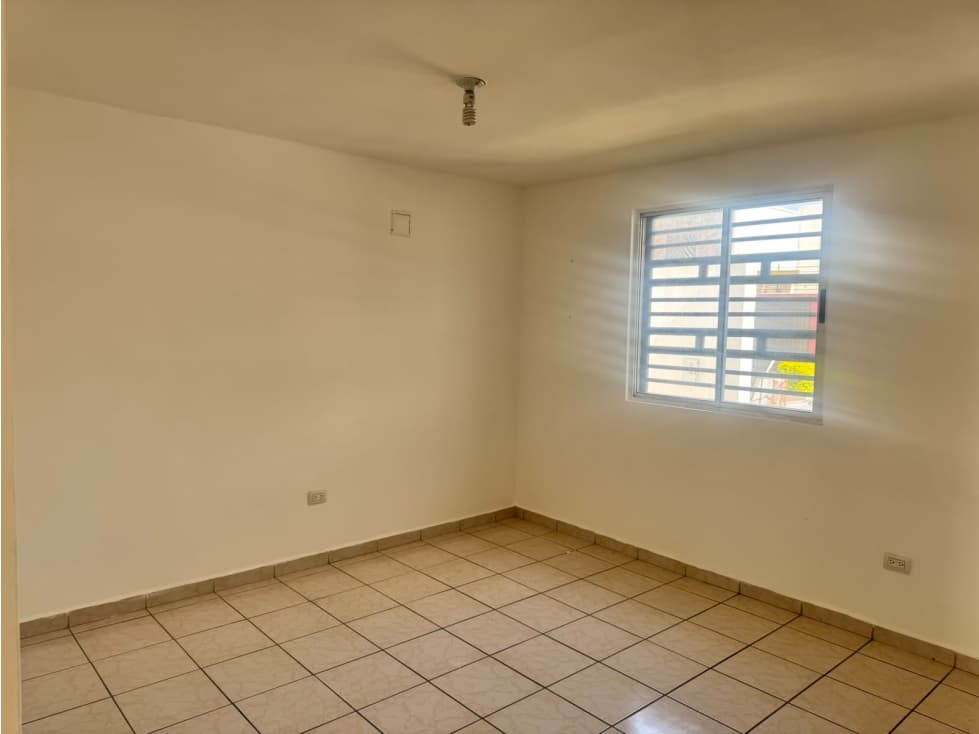 RMC CASA EN RENTA EN LAS LOMAS SECTOR JARDINES — foto 3