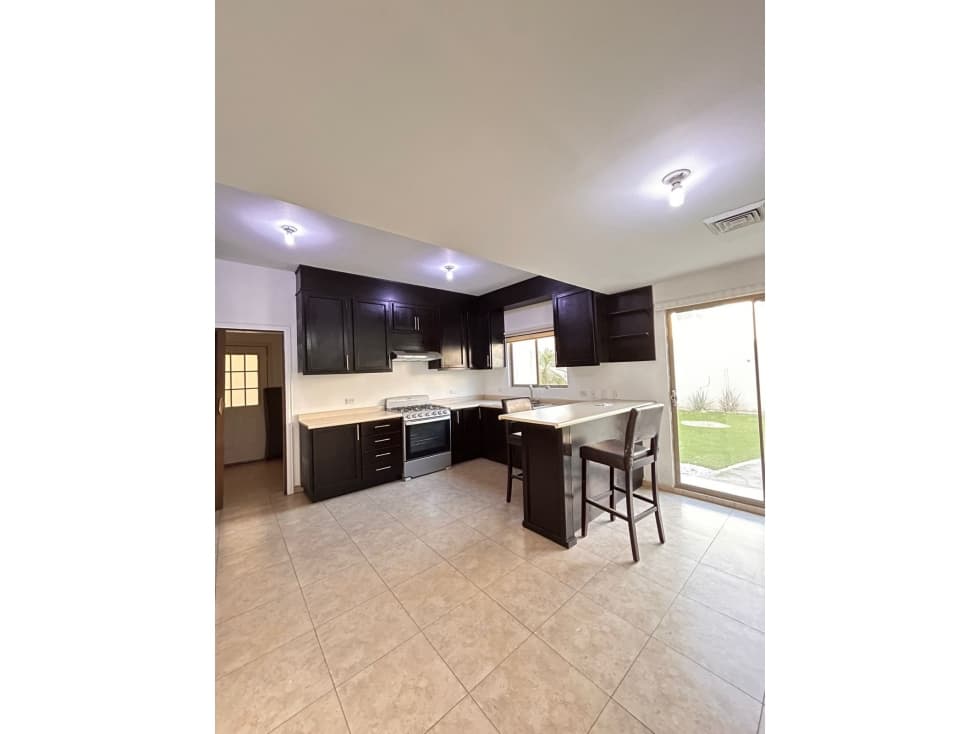 CASA EN VENTA | VALLE DE LAGO — foto 2