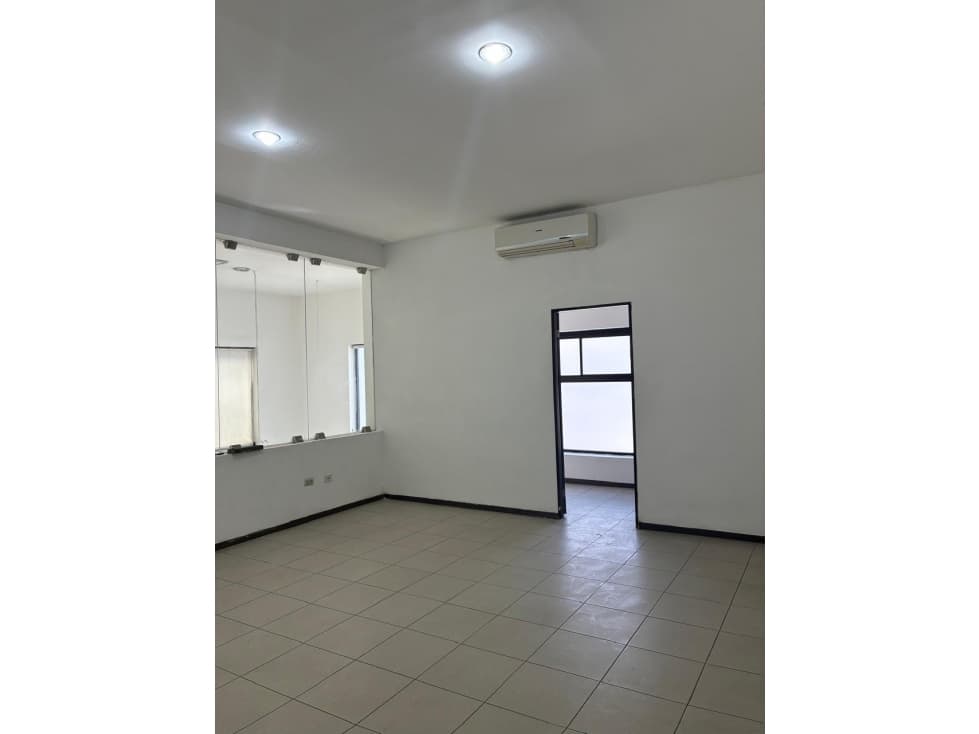 LOCAL COMERCIAL EN RENTA | COL. CENTRO — foto 6