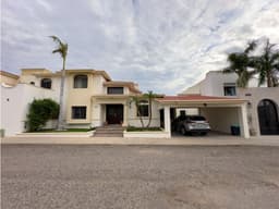 SE VENDE CASA EN LA COLONIA MISION DEL SOL
