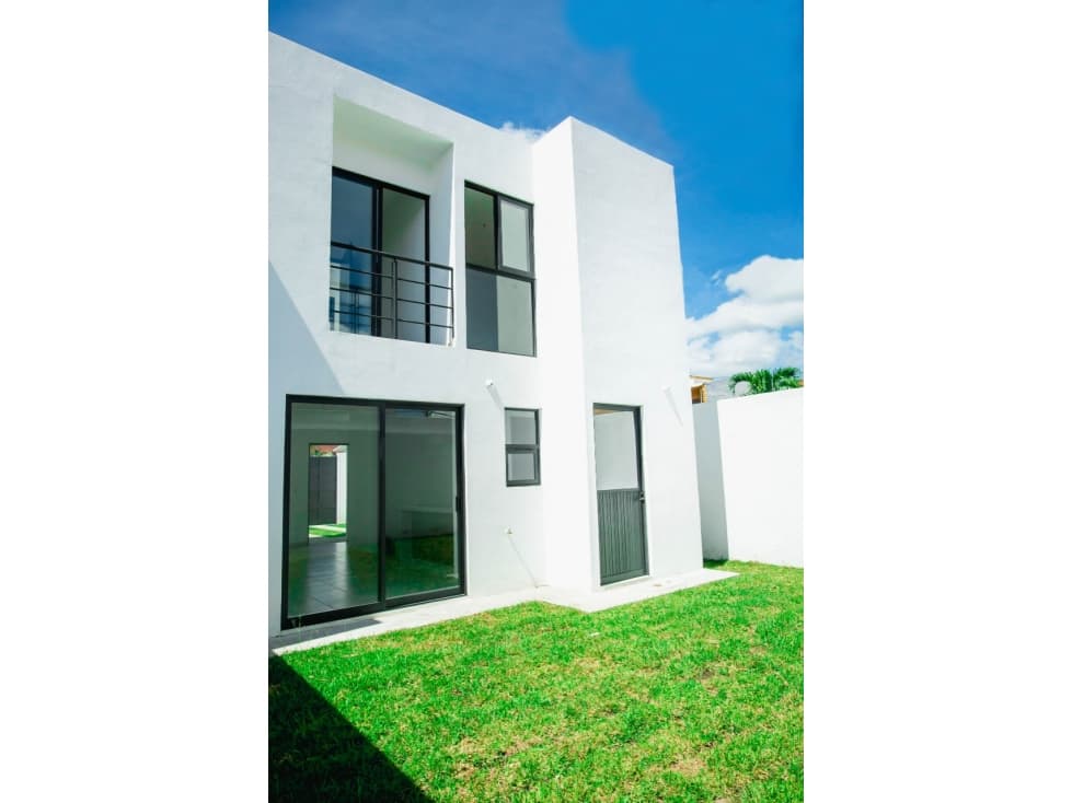 Casa Nueva con acabados de Lujo!!! — foto 3